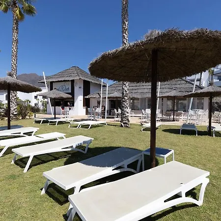 Διαμέρισμα 3 Bedroom Flat, Pool & Sea Views At Hills