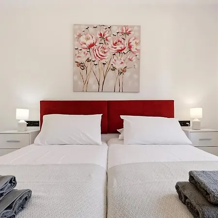 Διαμέρισμα 3 Bedroom Flat, Pool & Sea Views At Hills *