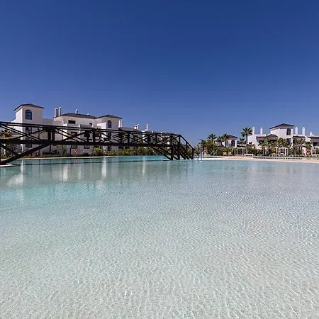 3 Bedroom Flat, Pool & Sea Views At Hills Διαμέρισμα Εστεπόνα